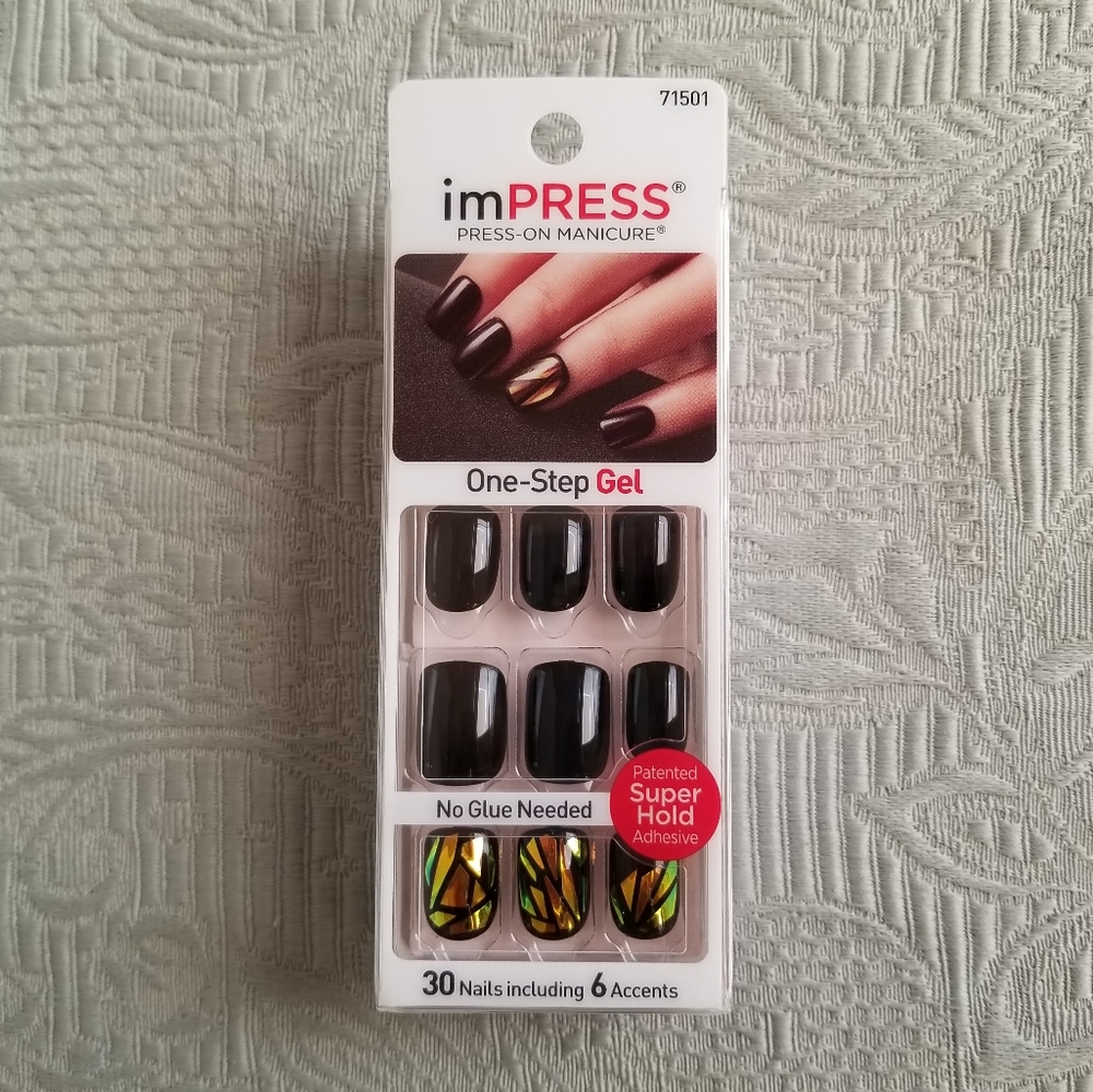 imPRESS Black Press-on Nails